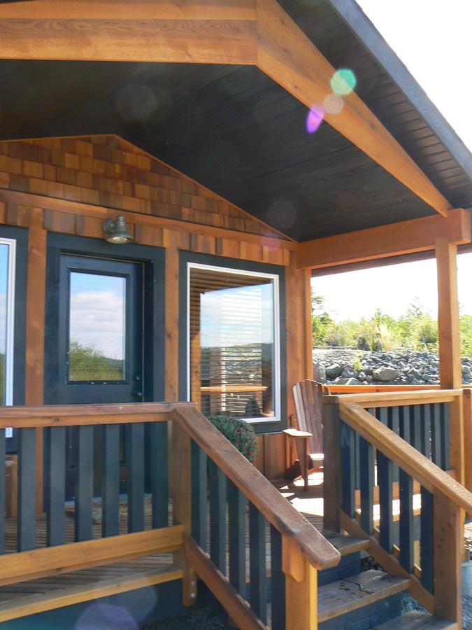 Hôtel Ecoscape Cabins à Port Hardy Extérieur photo