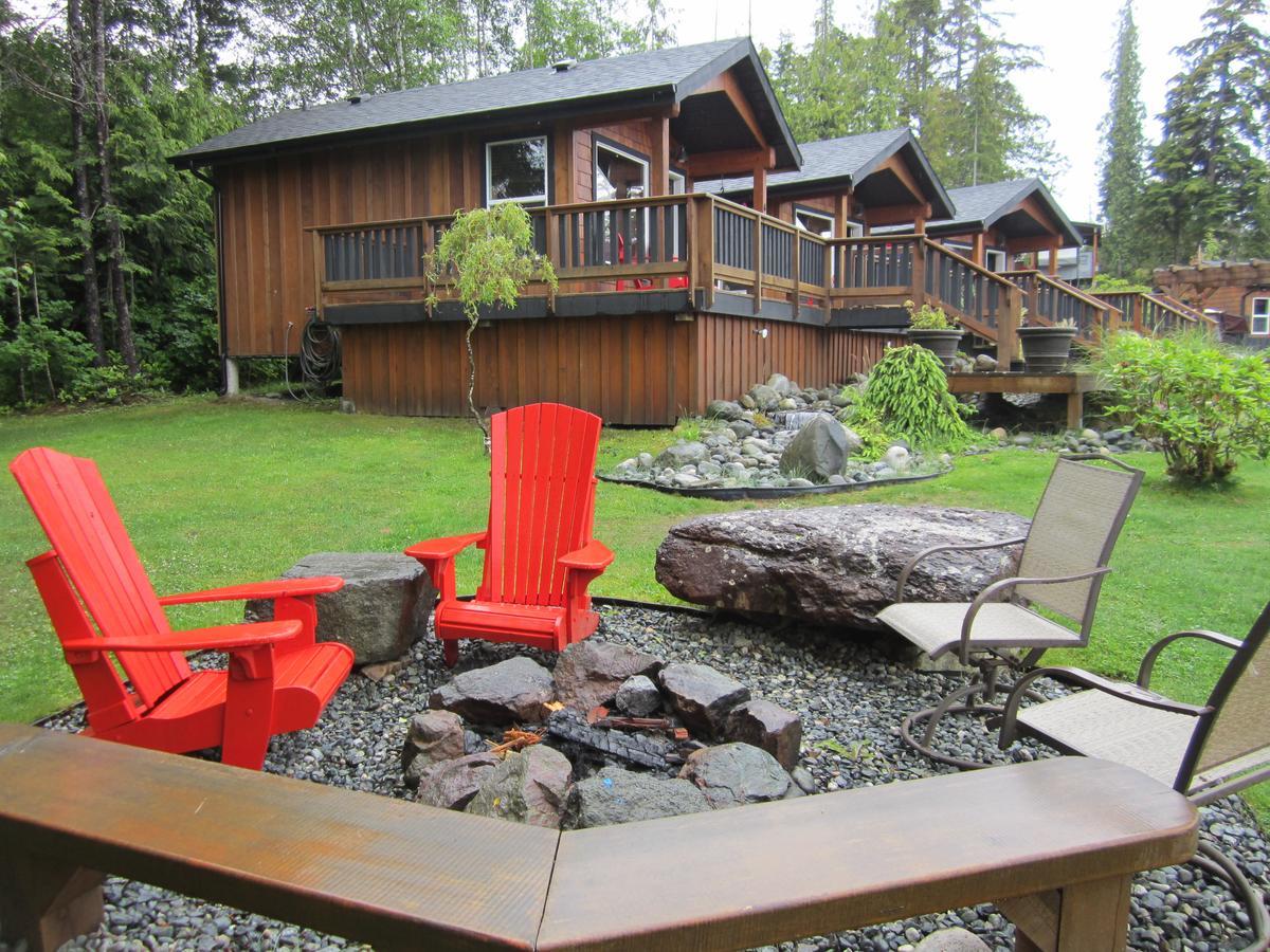Hôtel Ecoscape Cabins à Port Hardy Extérieur photo