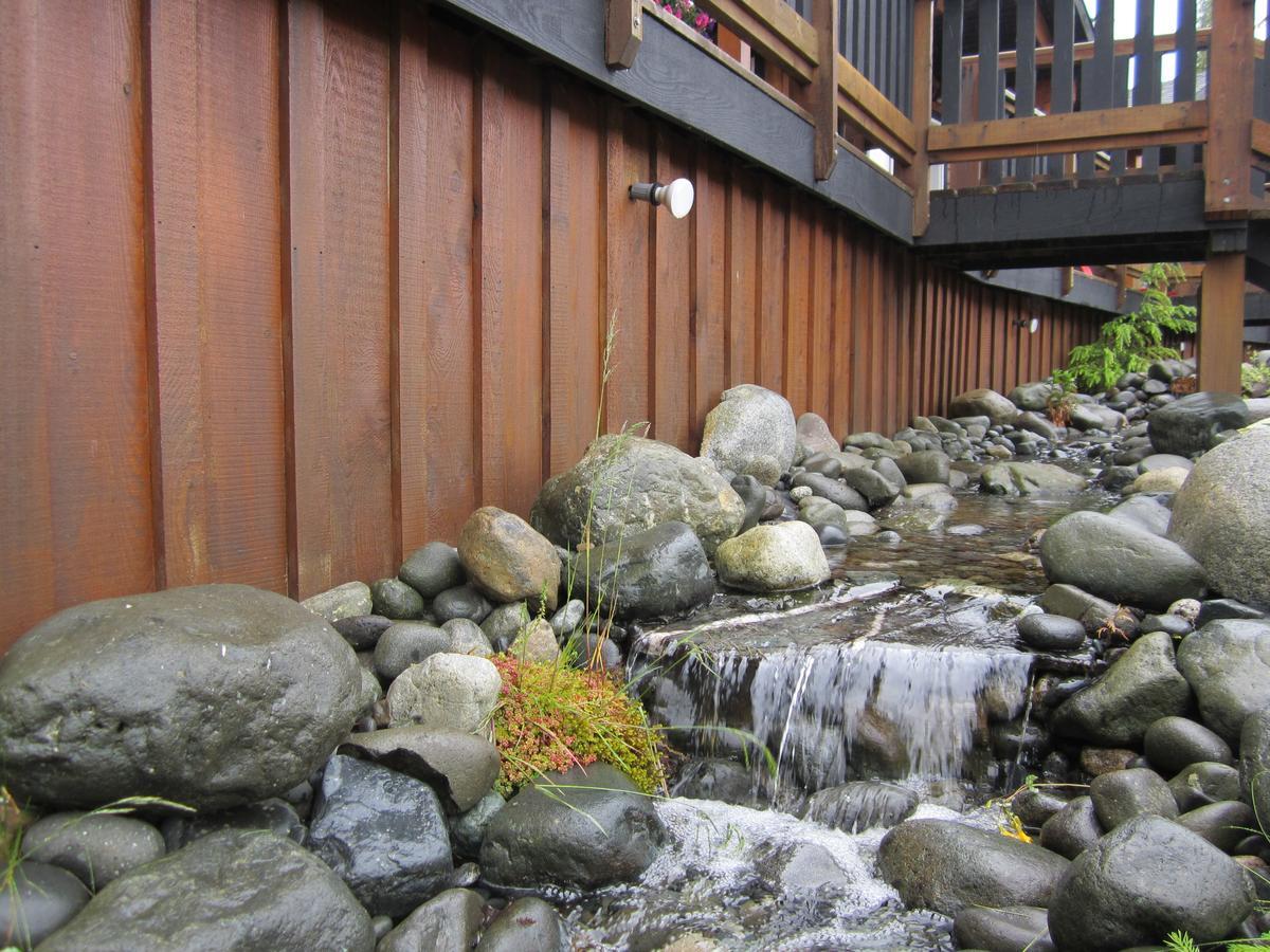 Hôtel Ecoscape Cabins à Port Hardy Extérieur photo